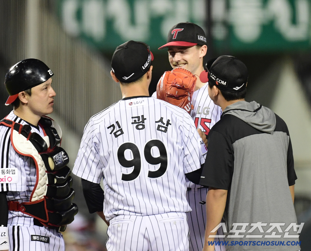 0→0→1→0→? LG 톨허스트 진짜 시험대 → '후반기 불빠따' 두산은…
