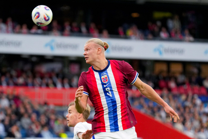 "초대박!" 레알 마드리드 충격 계획, '괴물 공격수' 영입→에이스 매각 고려…'라이벌' FC바르셀로나도 영입 전쟁 참전