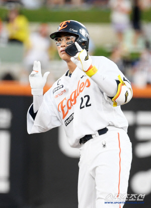 '득타율 0.356' 한화 타선에 해결사 채은성이 돌아왔다...삼성과 주말 2연전 겨냥, 박정현 장규현 말소