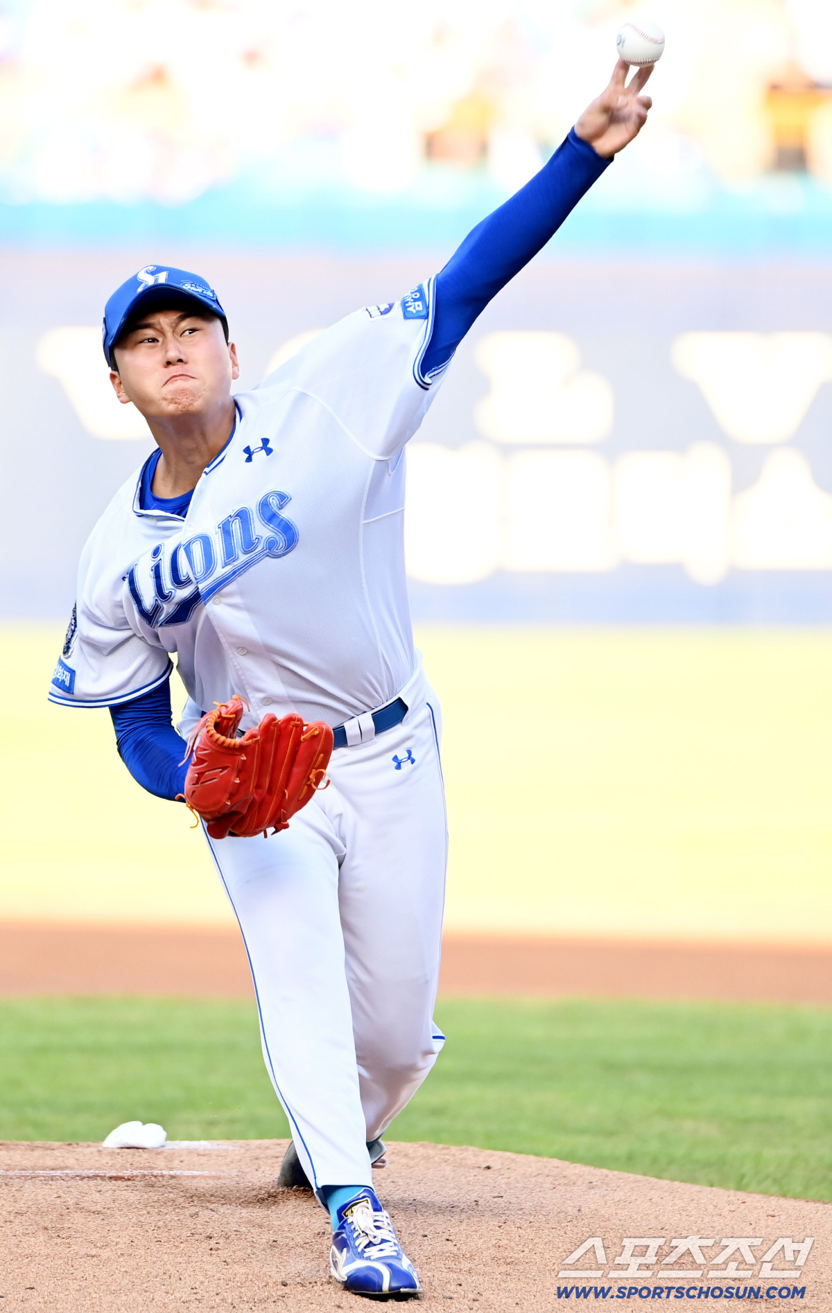 [포토] 삼성 선발투수 이승현의 역투