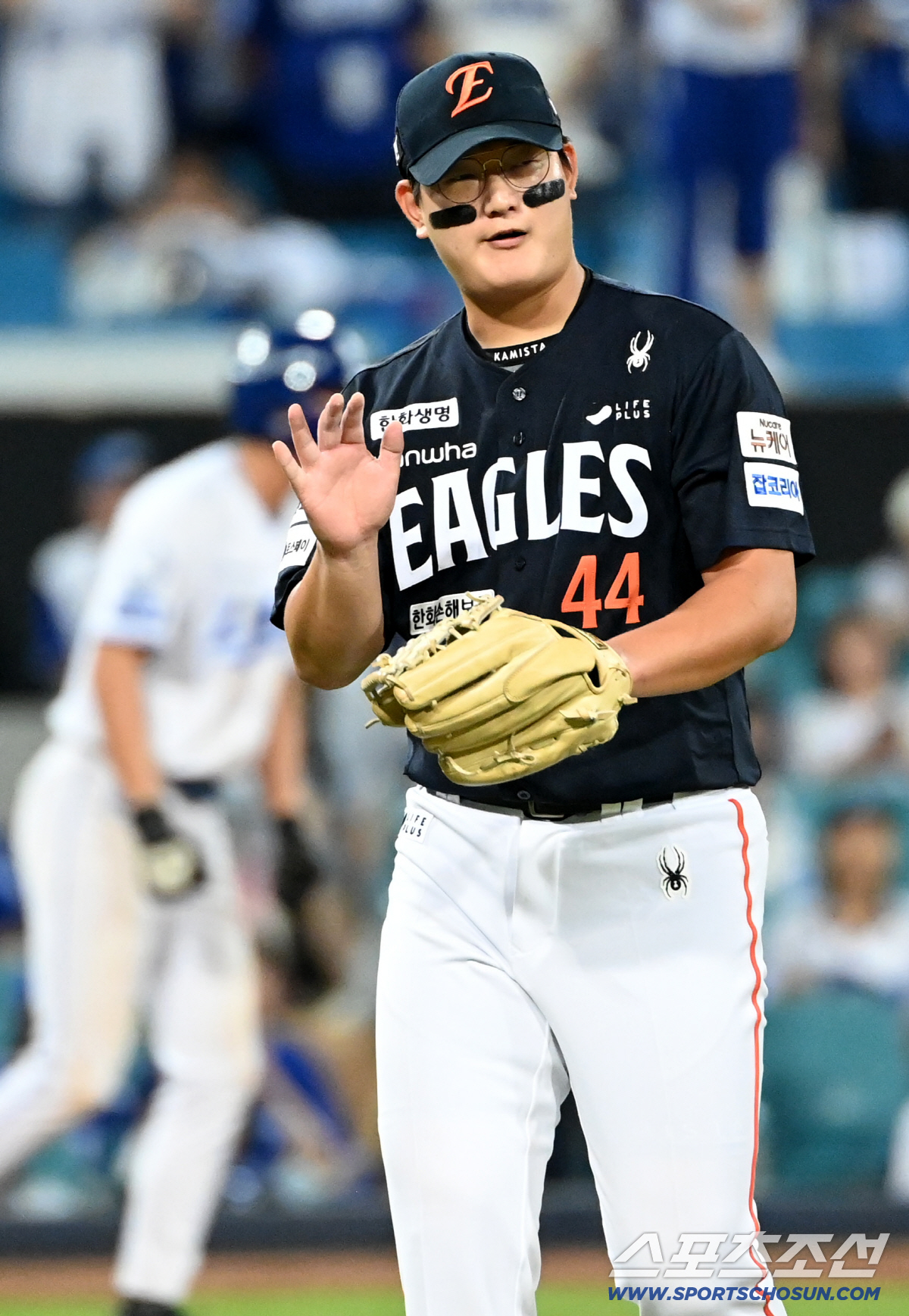 [포토] 김서현, 1사 1,2루 위기를 병살로