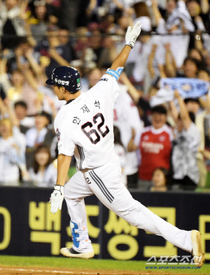 역사상 우리팀에 없던 스타일 → 두산도 드디어 '20홈런 유격수' 가져보나? 안재석 포텐셜 과연 어디까지일까