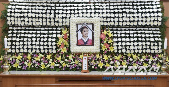 故 권리세, 꽃다운 23살에 멈춘 시간.."마지막까지 생생해" 애도 속 …