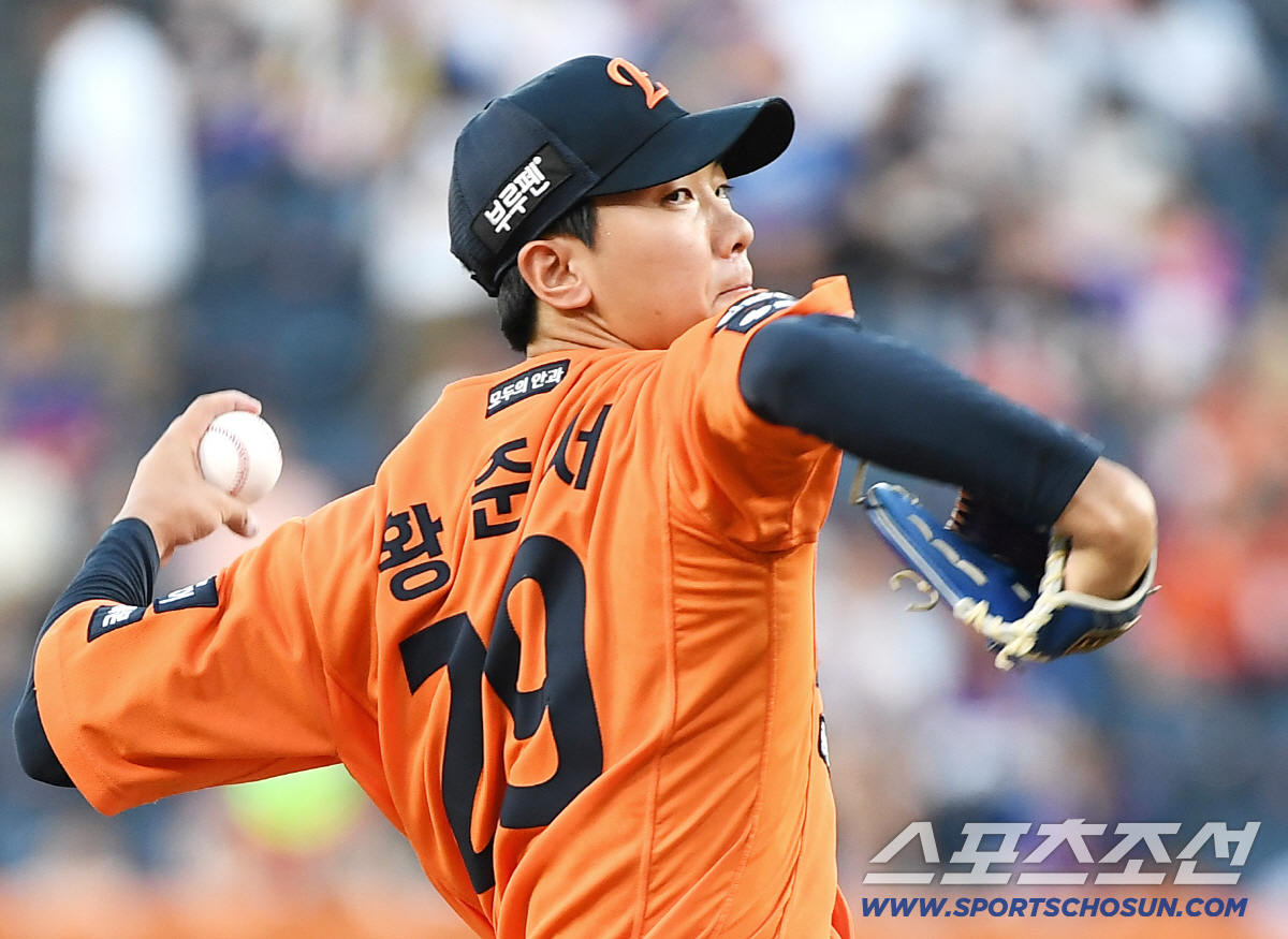 "크게 신경 안썼다" 좌완 황준서 상대 6명의 왼손 타자 집중배치, 대체…