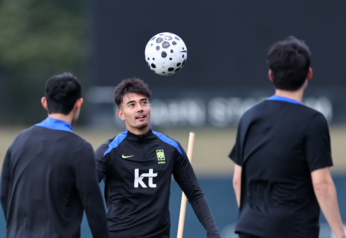 새 옵션으로 '눈도장 쾅!' 왜 다들 '카스트로프, 카스트로프' 했는지 …