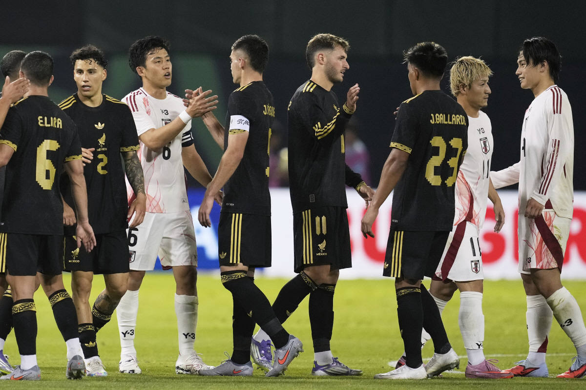 "이것이 월드컵 레벨?" '고의 퇴장' 멕시코 집념에 혀 내두른 日…"아…
