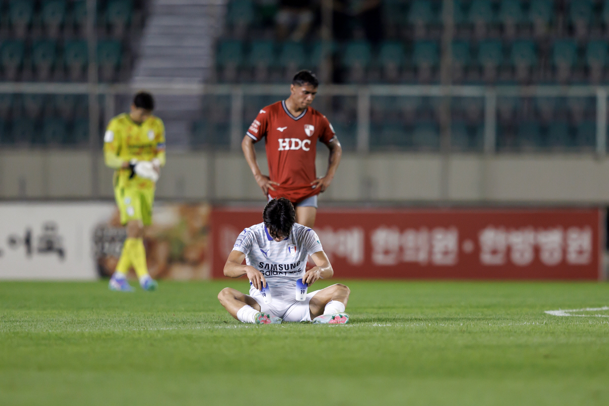 [부천 브리핑]"형평성 문제 있다" 1위 싸움 탓 아니다…인천 윤정환 감…