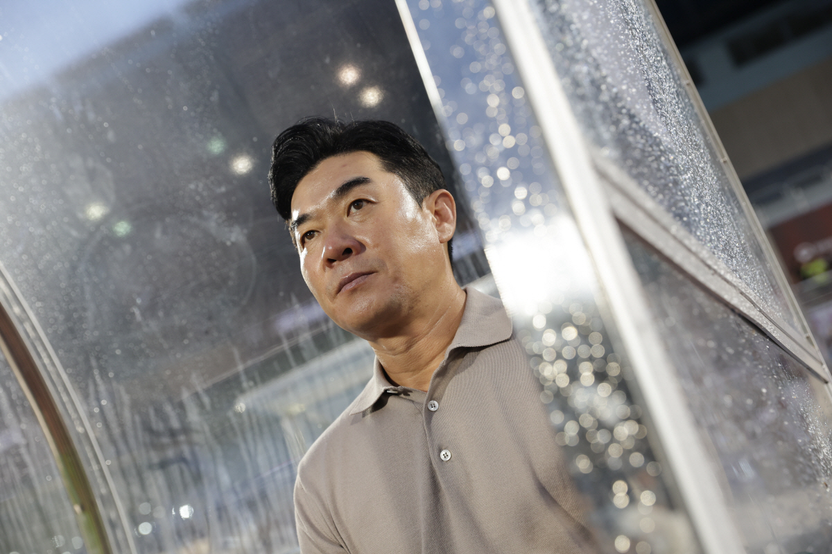 [부천 패장]일격 당한 선두 인천 윤정환 감독 "중앙 FW 부재, 어려움…