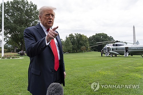 트럼프 "다음단계 대러시아 제재 준비돼"…2차관세 확대할까