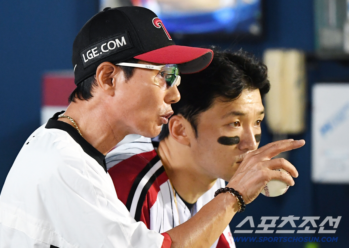 끝내 AGAIN 2023은 없나. 추가점 허용 '염갈량의 고민중독' 또 …