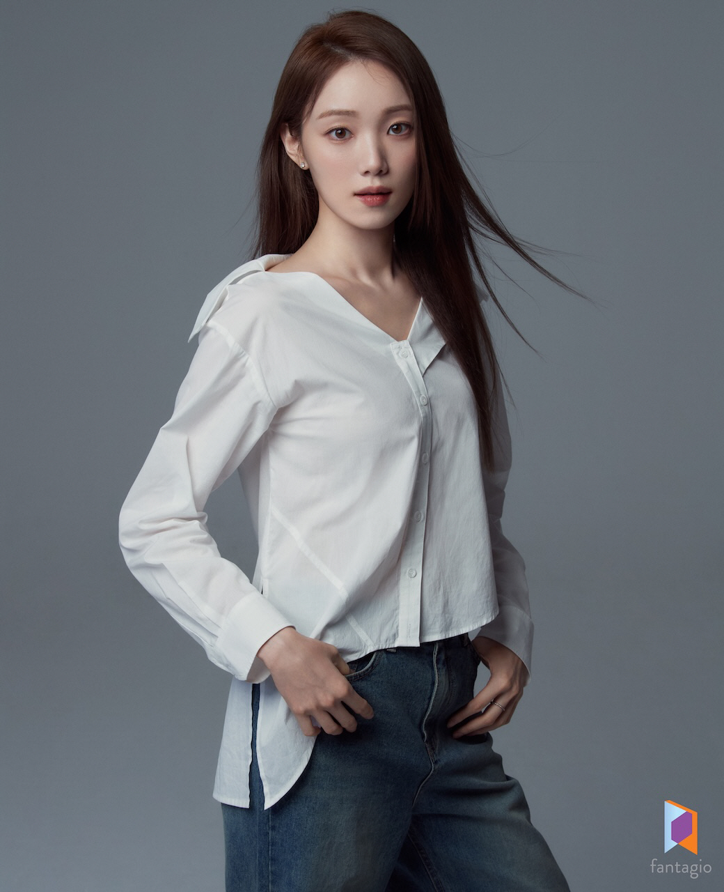이성경, 청순美 여신으로 변했다…"10년만에 색다른 변신" 눈길