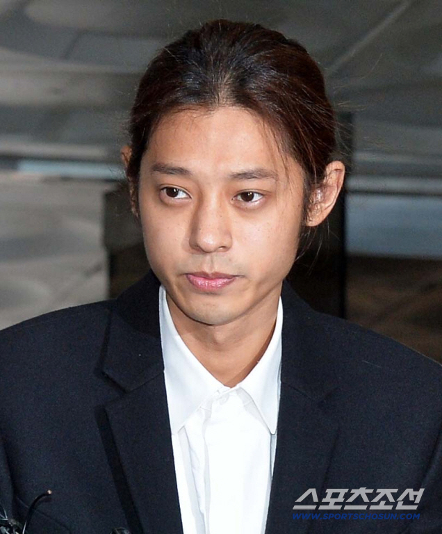 성범죄자 정준영, 女얼짱들 교제 폭로에 소환 “너도? 나도 사귀었다”