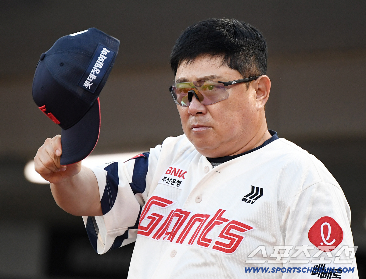 쉴만큼 쉬었다! 벼랑끝 롯데 숨통 겨눈 '사제대결'의 칼날…아껴놨던 '4…