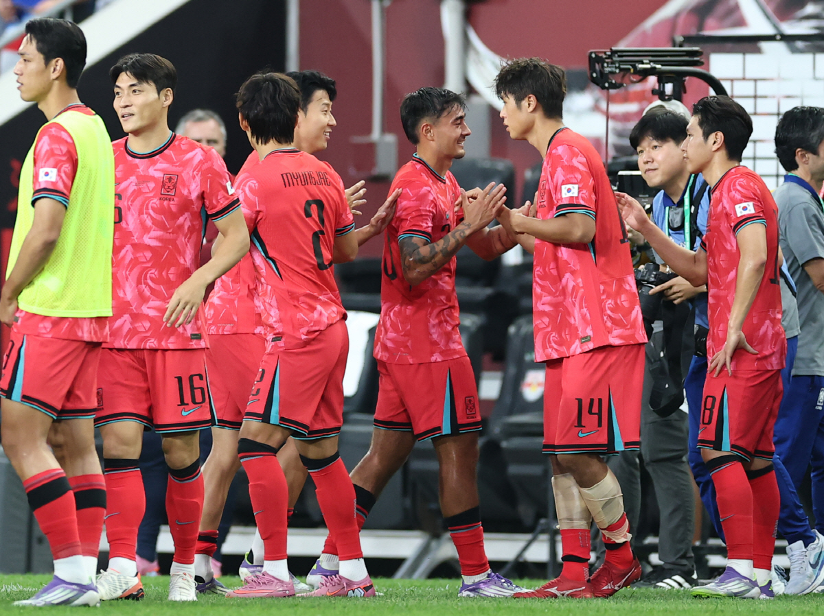 "멕시코전 중원 '빅카드'" 獨도 놀란 소름 돋는 데뷔→예열 끝난 '韓 …