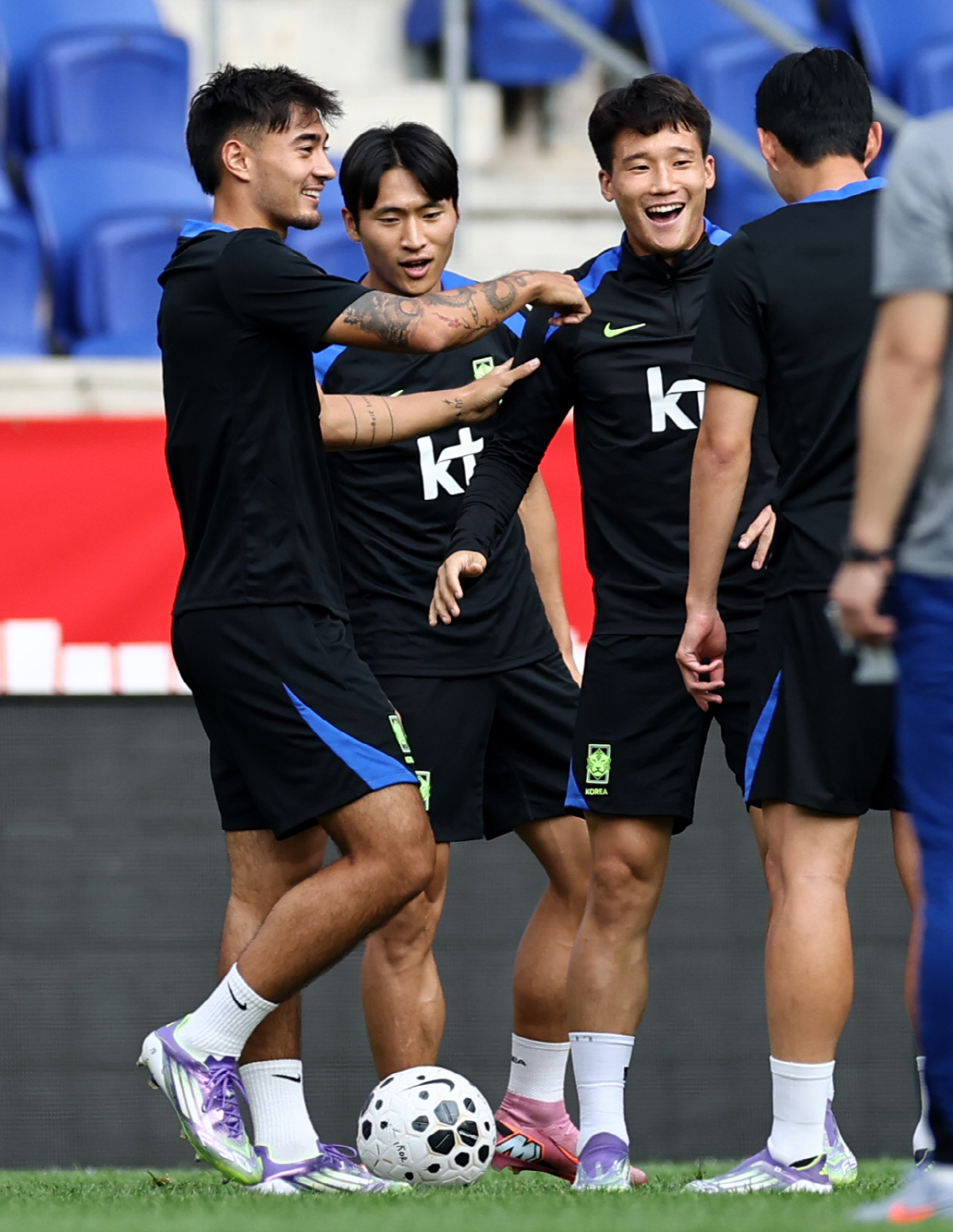 "멕시코전 중원 '빅카드'" 獨도 놀란 소름 돋는 데뷔→예열 끝난 '韓 …