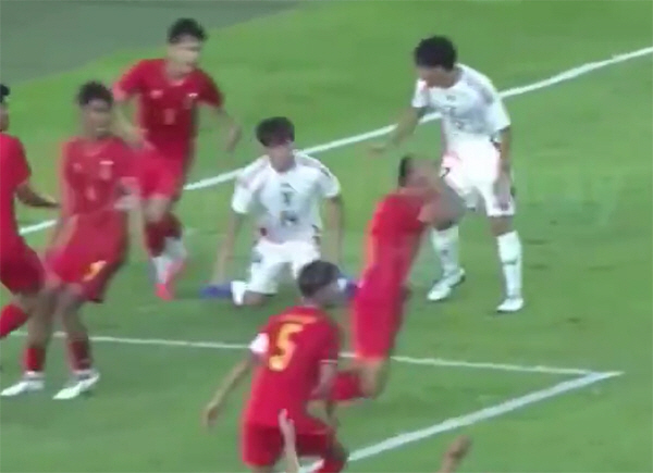 '아시아 최강' 일본 축구 '화들짝'…'랭킹 160위' 미얀마에 굴욕당할…