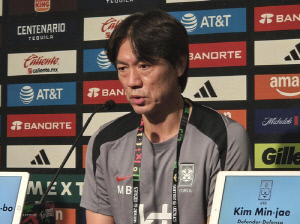 홍명보 축구대표팀 감독 