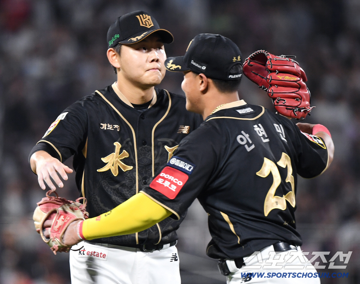 친정팀 보란듯 '빠던' 쾅! 허경민 쐐기 쓰리런! KT, 8-1 두산 완…