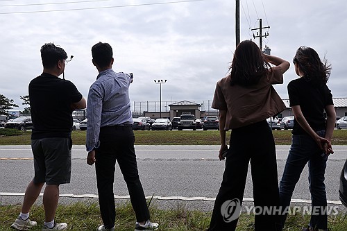 "구금 한국인 미국 현지시각 10일 오후 2시반 전후 출발"