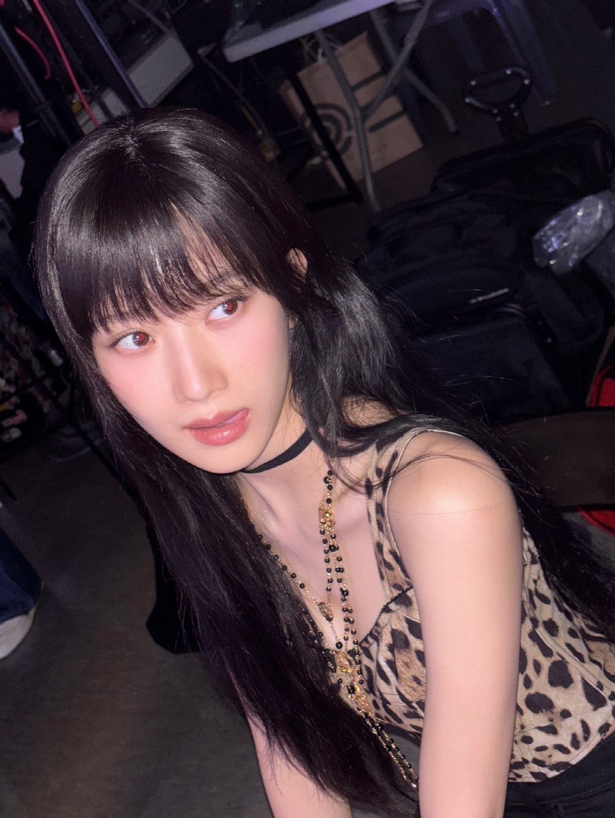 문가영 맞아? 파격 변신…앞머리 내리고 호피 크롭톱 입었다[SCin스타]