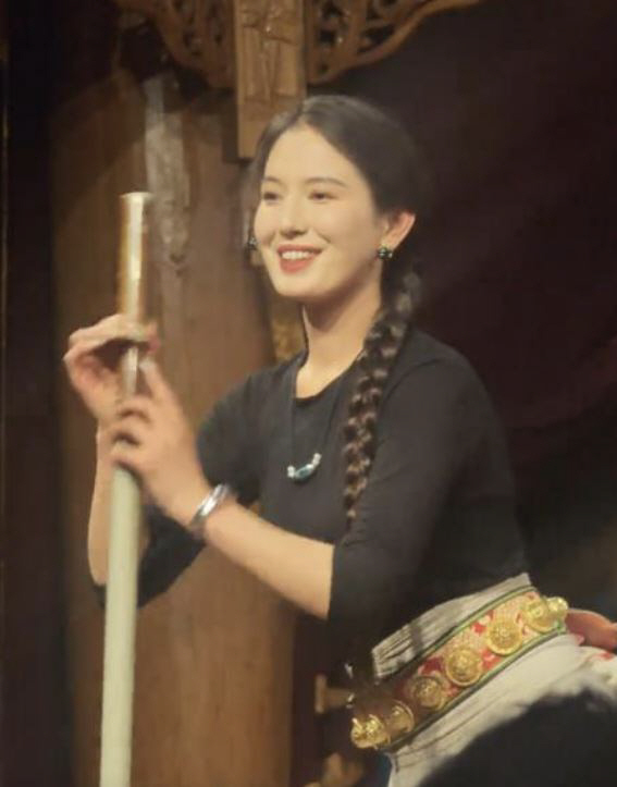 '송혜교 닮은꼴' 티베트 여성, 관광 활성화 기여…"이런 자연미인 드물다…