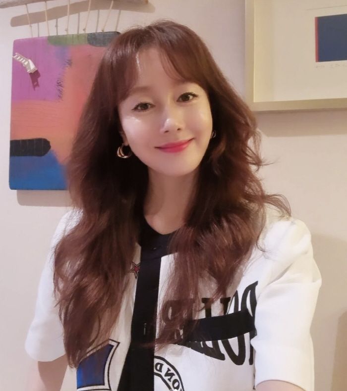 '유럽살이' 김지수, 9개월만 귀국 후 다시 떠난다 "내년엔 좋은 소식 …