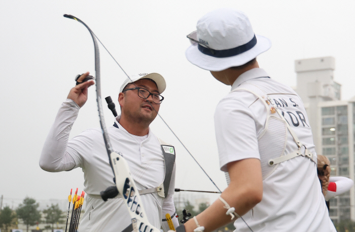 [현장리뷰]'통한의 7점!' 세계 최강 김우진-안산 흔들렸다, 스페인에 패배…혼성전 은메달 '획득'