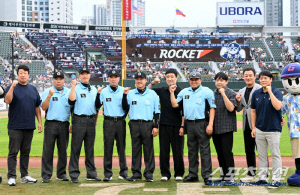 ABS에 체크 스윙까지...'권한박탈' 무기력해질 수 있는 포청천, 더 집중해야 '대형 사고' 막는다