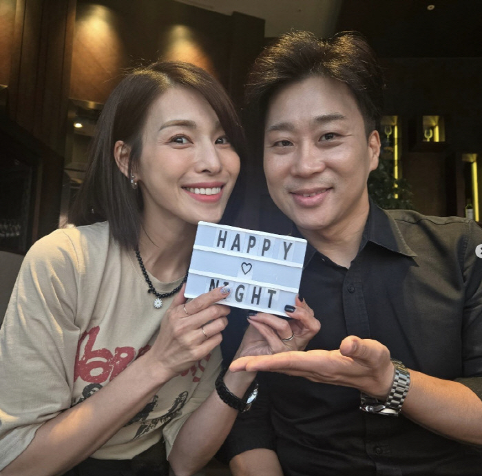'뇌암 투병' 유은성, 긴급 수술 후 ♥김정화에 더 애틋 "간병인 하지 …