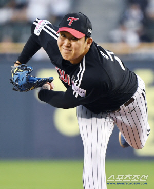 '아홉수 드디어 탈출인가' 손주영 7이닝 3실점,데뷔 첫 10승   LG 27년만에 10승 4명 배출 눈앞[잠실 현장]