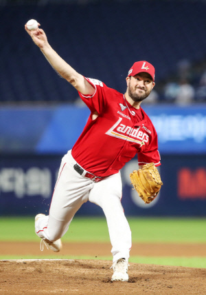 11타자 연속 K 도전? 끝나자마자 '비틀'…흩어진 집중력, '역대 2위' 대기록에도 사령탑 화났다 [창원리포트]