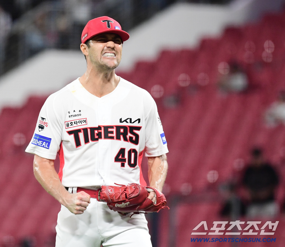 '천금 3타점, 영웅 박찬호' KIA, 가을야구 포기는 절대 없다...삼…