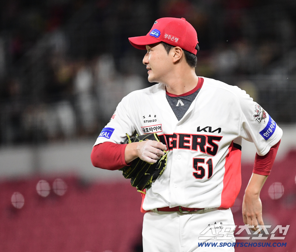 '천금 3타점, 영웅 박찬호' KIA, 가을야구 포기는 절대 없다...삼…