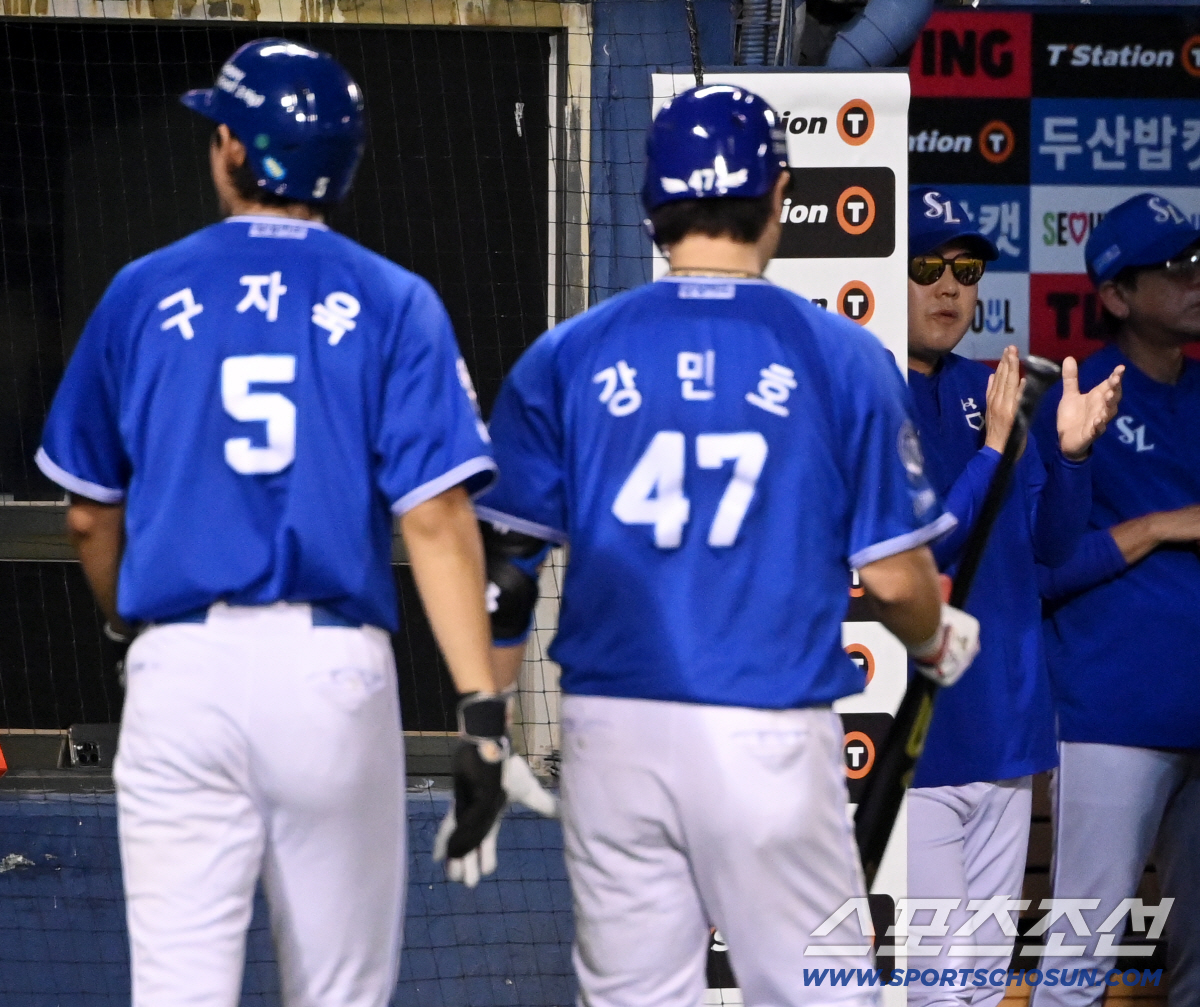 KIA 불펜 약한 걸 알았으면서...강민호 강공 아웃, 김성윤 '싹쓸이 …