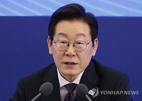 李대통령, 軍폭발사고에 "철저 조사"…해경 실종에 "신속 수색"(종합)