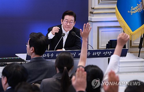 與 "李정부 100일, 새 희망 만든 시간…정상화 완수의 길"
