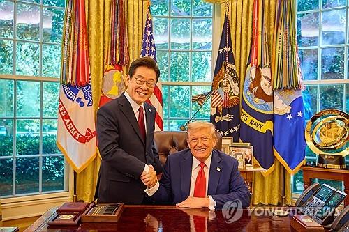 미 "투자 백지 수표" vs 한 "비자확대"…복잡해진 한미관세 후속 협상