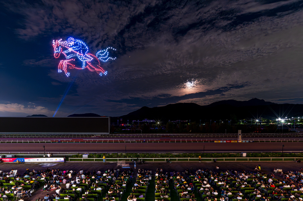 [경마]렛츠런파크 서울, 21일까지 '별밤馬중 페스티벌'로 열기 이어간다