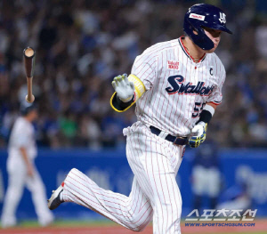 홈런 칠 때마다 ML 몸값 올라간다, 안타 2개 중 1개-2경기 1개꼴로 대포 가동, '38경기-19홈런' 무라카미의 시간이 다가온다[민창기의 일본야구]