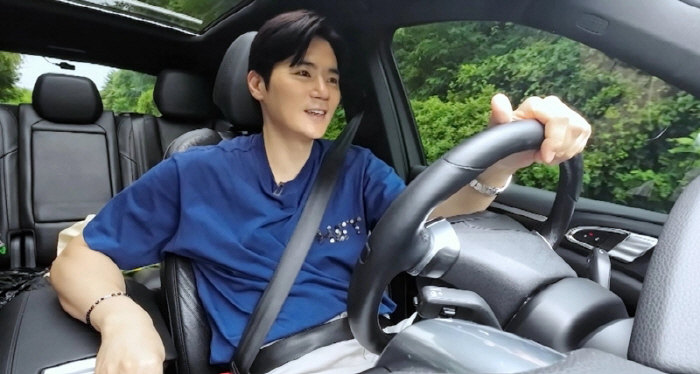 김강우, 13년째 같은 차 타는 중 "가족과 추억 많아서 못 팔아" ('…