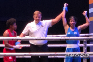 임애지 또 최초 쓰다. 세계선수권 준결승 진출 쾌거. 올림픽-세계선수권 메달 최초 여성 복서 등극