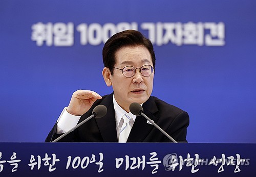 대통령실, 美러트닉 관세협상 압박에 "국익 최우선으로 협상"