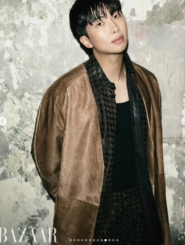 [공식] 방탄소년단 RM, 완전체 컴백 앞두고 선행…생일 기념 2억 기부