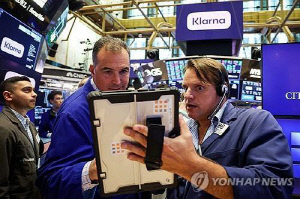 뉴욕증시, 소비심리 악화에 투심 엇갈려…혼조 마감