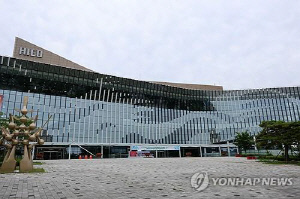 '천마도 펼쳐놓은' 정상회의장 '전통미' 만찬장…APEC 시설 관심