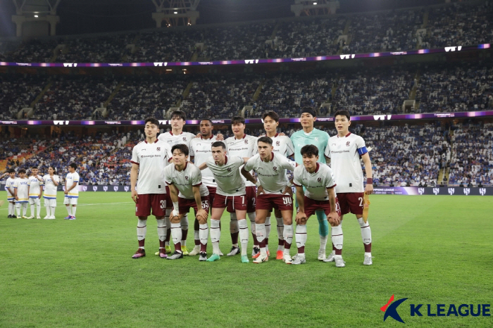 [공식발표]"KFA-광주, 등록금지 조치 어겼다"…FIFA, 벌금 및 선…