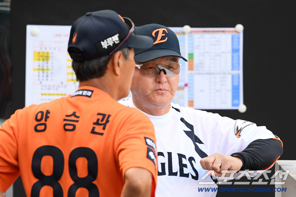 "굉장히 우울할 뻔 했는데…일단 이틀 휴식" 아찔했던 헤드샷, 사령탑도 …