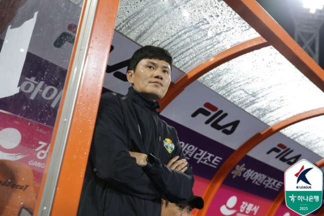 더이상 변칙은 없다! 정공법으로 승부 건 정경호 감독, '5경기 무패' …