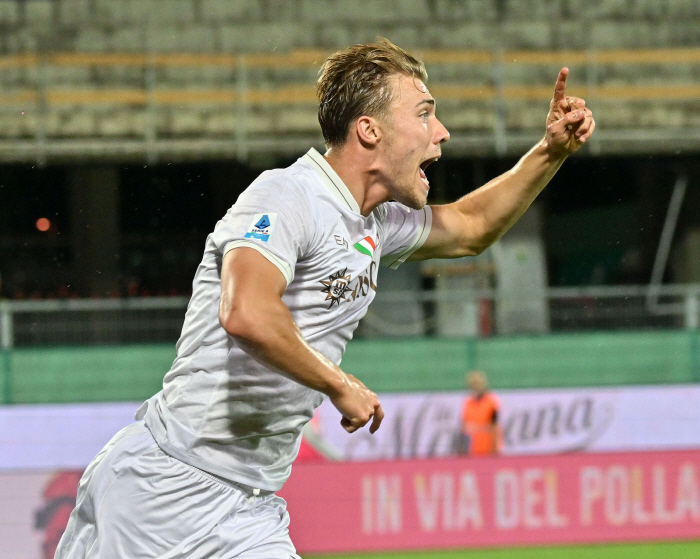 "맨유가 문제였다!" 왕따설 '7200만 파운드 스타', 나폴리 이적하자마자 득점 폭발 "나 자신을 보여주고 싶다"