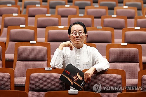 몸이 기억하는 60년 시간…국수호 "'춤의 환갑' 함께 느꼈으면"